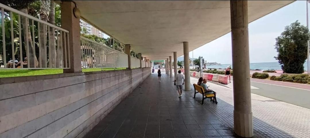 Apartamento Acapulco Luxe Piso 3 En 1A Linea Playa Poniente Benidorm Top Vistas Al Mar Espectaculares Y De Luxe Con Acceso A Piscina Y Garaje Privado Экстерьер фото