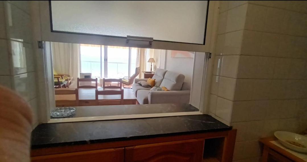 Apartamento Acapulco Luxe Piso 3 En 1A Linea Playa Poniente Benidorm Top Vistas Al Mar Espectaculares Y De Luxe Con Acceso A Piscina Y Garaje Privado Экстерьер фото